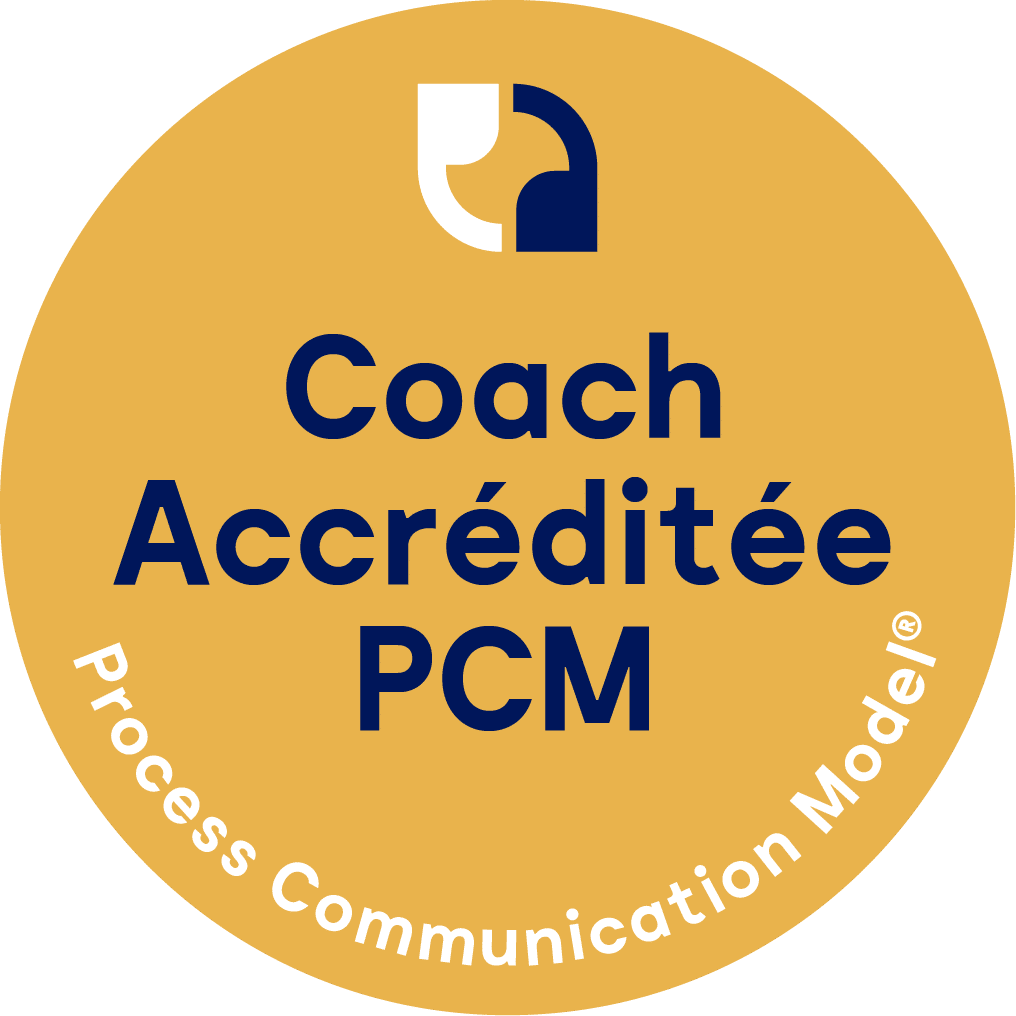PCM_Badge_Coach Accreditee_feminin_FR_RVB
